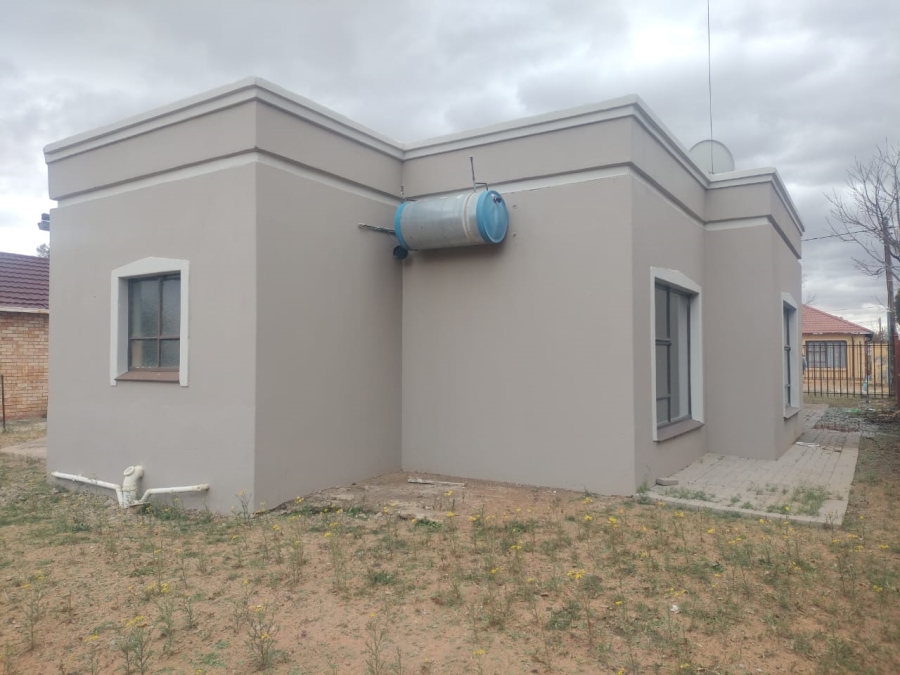 3 Bedroom Property for Sale in Mandela View Free State